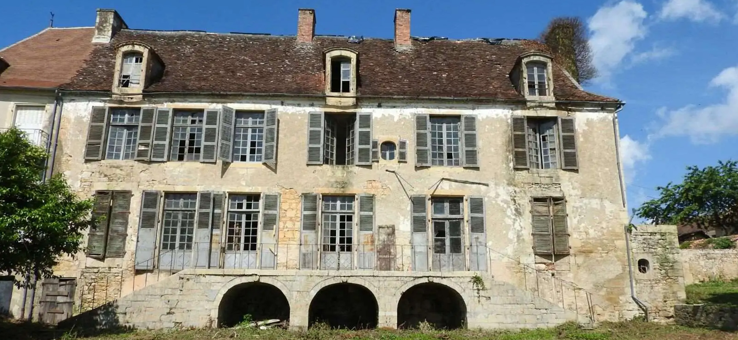 façade avant travaux Façade de la maison avant travaux (2016) – © La Gare Architecte